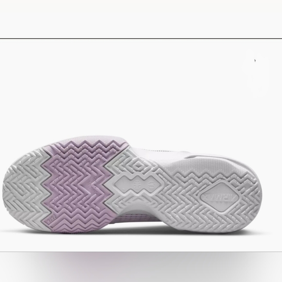 RARE Nike Air Max Impact 3 White Doll Basketball Sneakers Size 11.5 - Picture 3 of 8